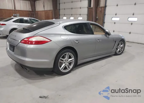 2010 Porsche Panamera 4S z USA, uszkodzony, nr VIN WP0AB2A74AL062832